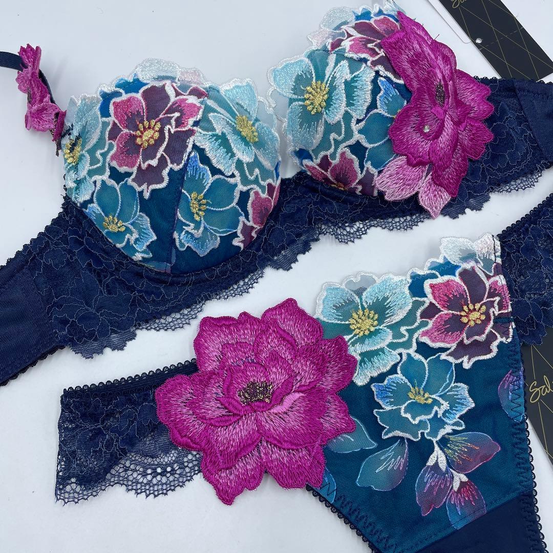 サルート/日本の花嫁　D65＆MソングショーKO　03