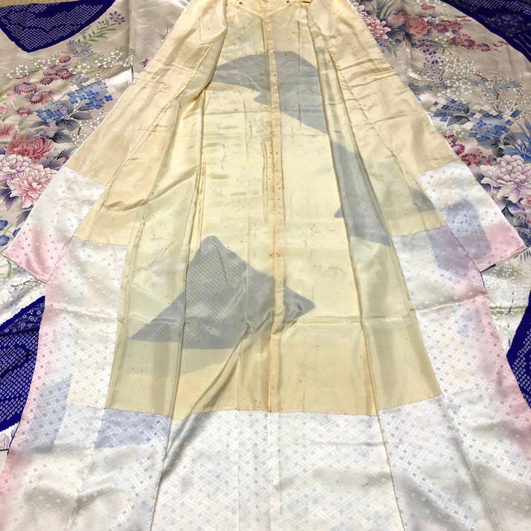 ゆです！正絹　レトロな高級振袖