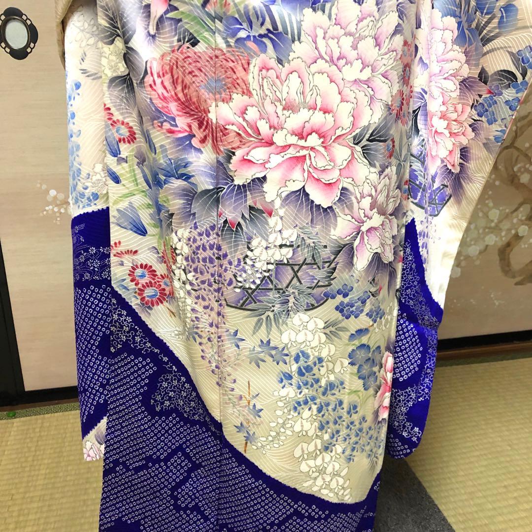 ゆです！正絹　レトロな高級振袖