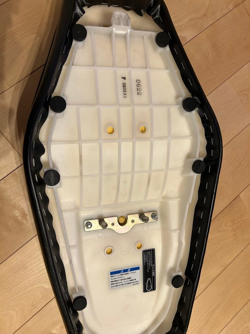 W800ストリート 純正シート kawasaki