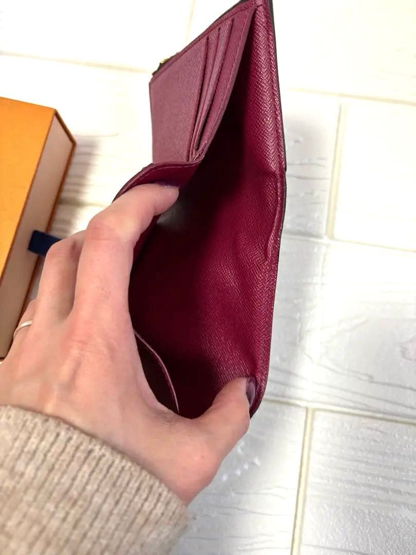 LOUIS VUITTON モノグラム 三つ折り財布　ヴィクトリーヌ