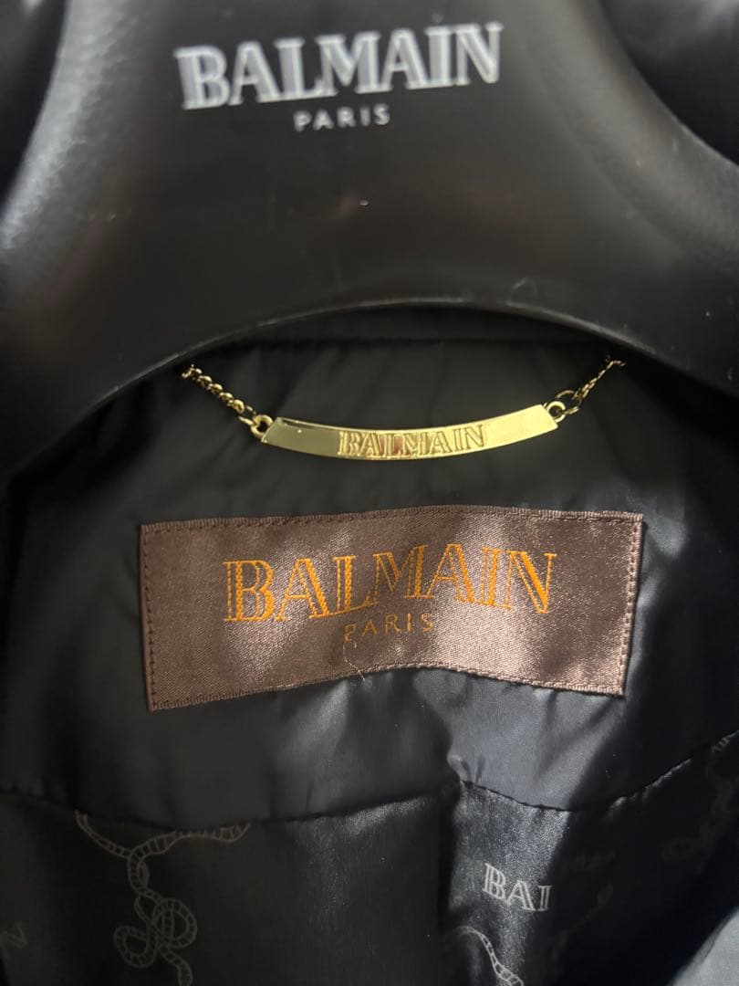 美品　Balmain ダウンコート