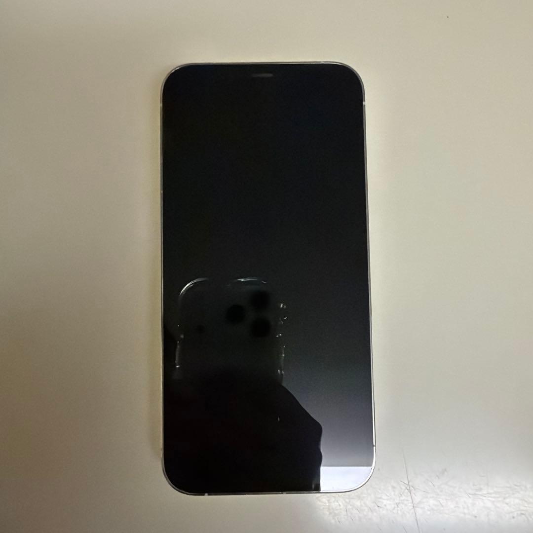 Apple iPhone 12 ProMaxシルバー