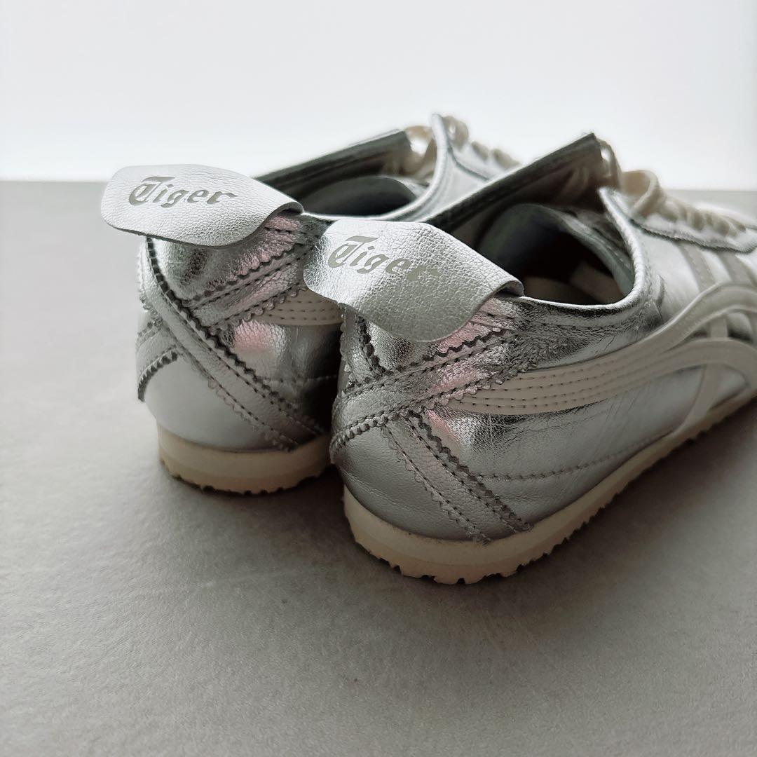 未使用　Onitsuka Tiger MEXICO 66 SILVER