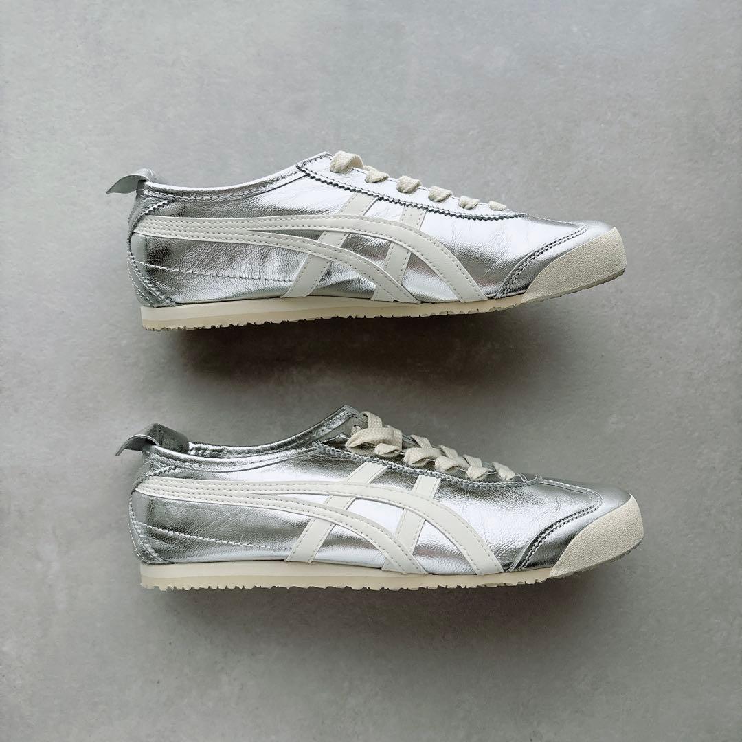 未使用　Onitsuka Tiger MEXICO 66 SILVER
