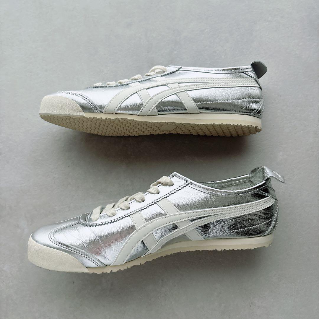 未使用　Onitsuka Tiger MEXICO 66 SILVER
