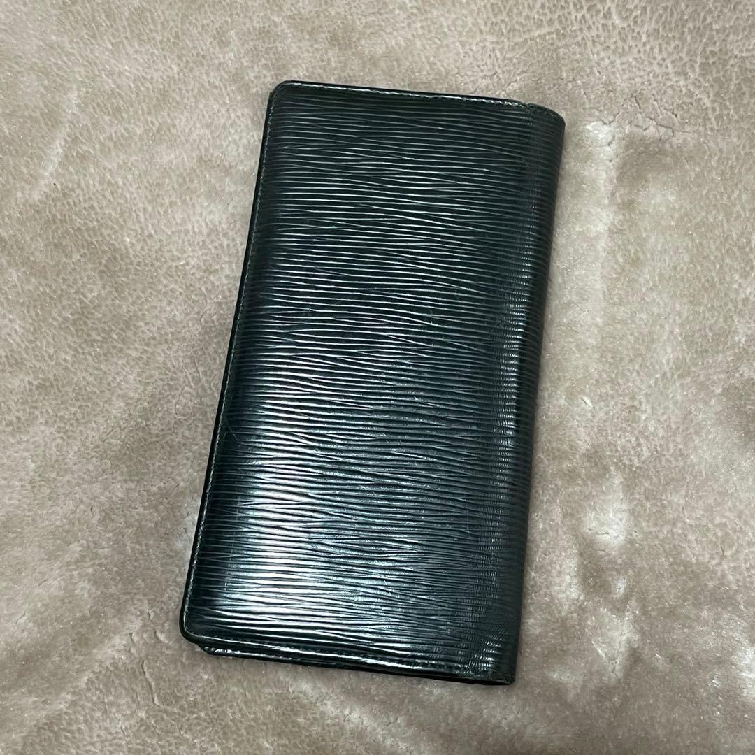 ルイヴィトン エピ 長財布 二つ折り ノワール(黒)