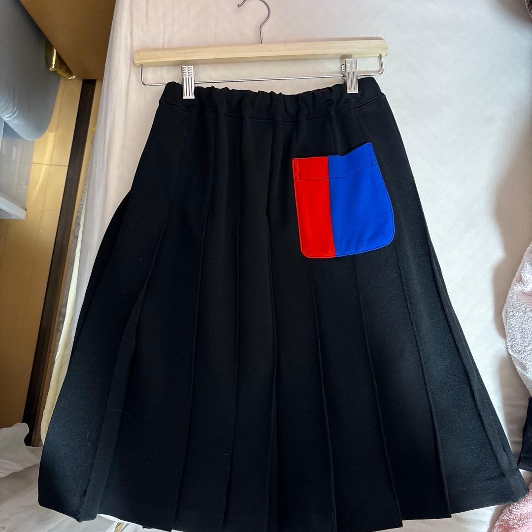 でろみ　コムデギャルソン　スカート