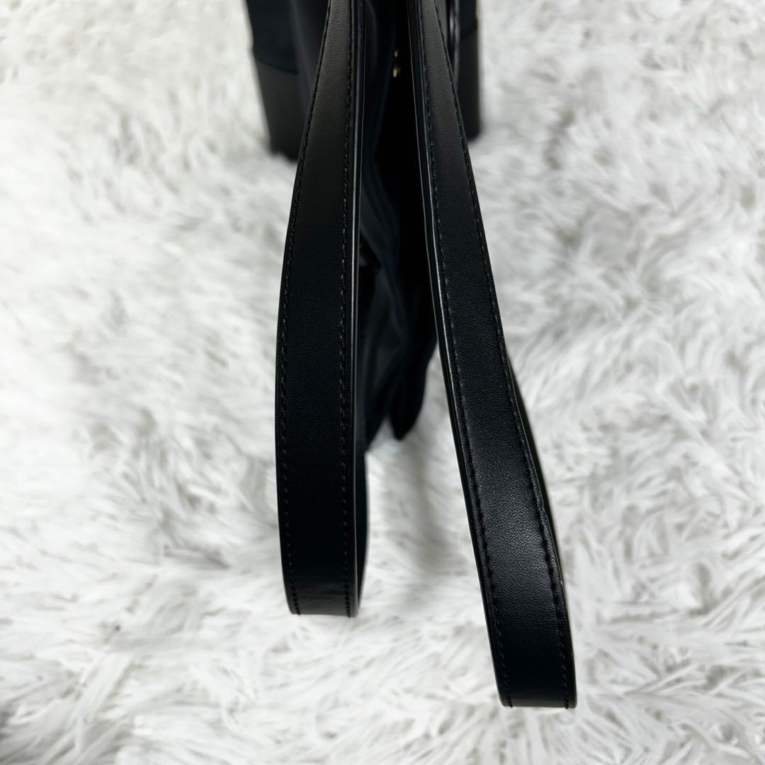 美品✨TORY BURCH ネイビー エラ ナイロントートバッグ ロゴ 大容量