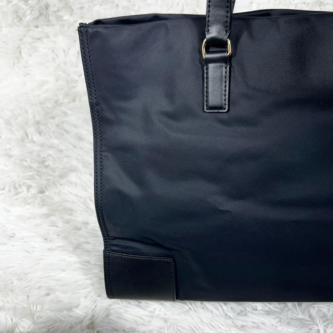 美品✨TORY BURCH ネイビー エラ ナイロントートバッグ ロゴ 大容量