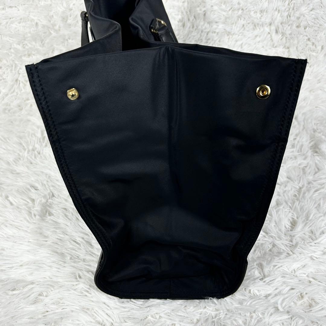 美品✨TORY BURCH ネイビー エラ ナイロントートバッグ ロゴ 大容量