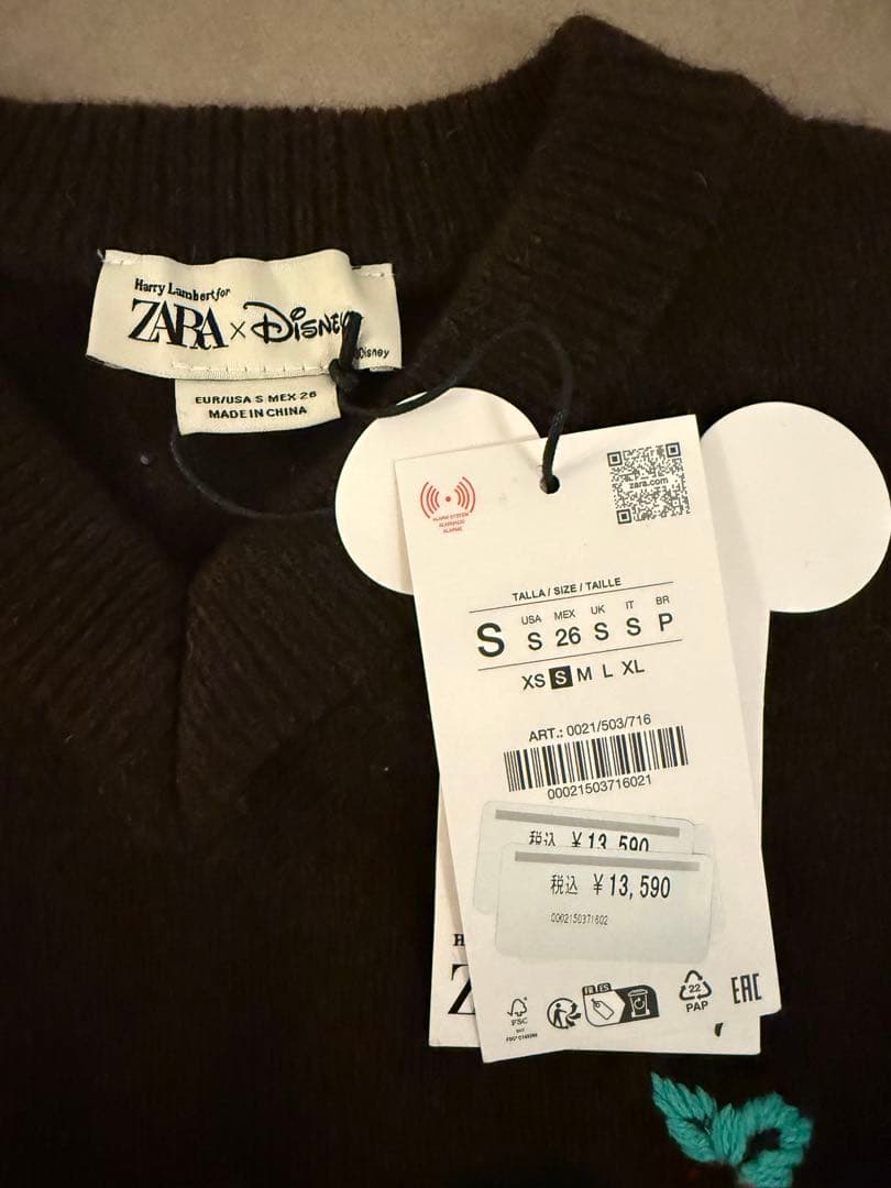 ZARA Disneyコラボ　ニット