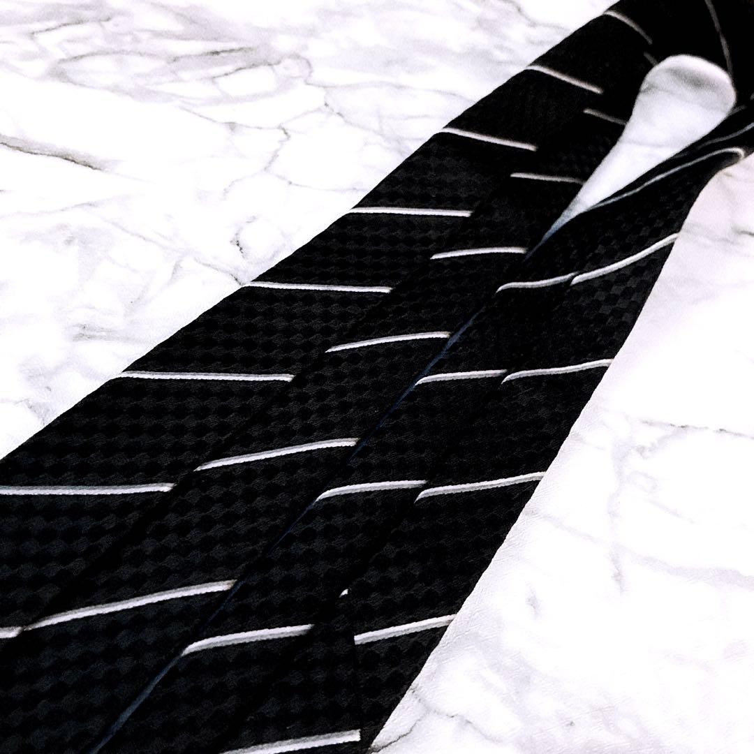 ✨未使用クラス✨ルイヴィトン　マイクロダミエ　ストライプ① LVロゴ　ネクタイ