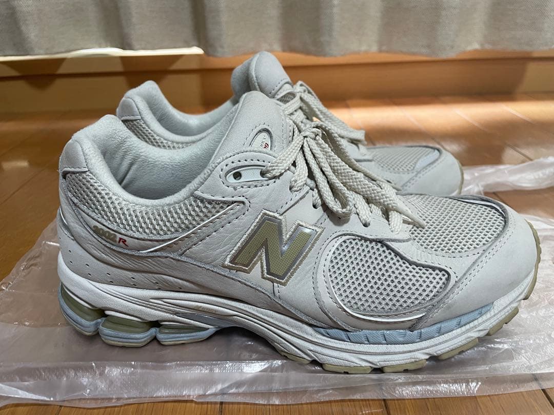 靴 new balance ML2002R3