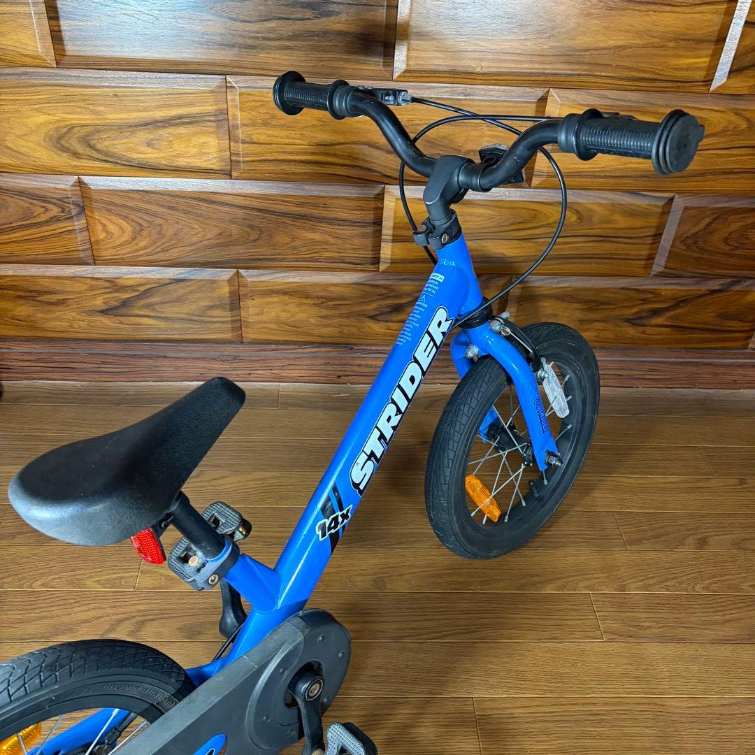 STRIDER ストライダー 14X ブルー 14インチ 美品 スタンドつき