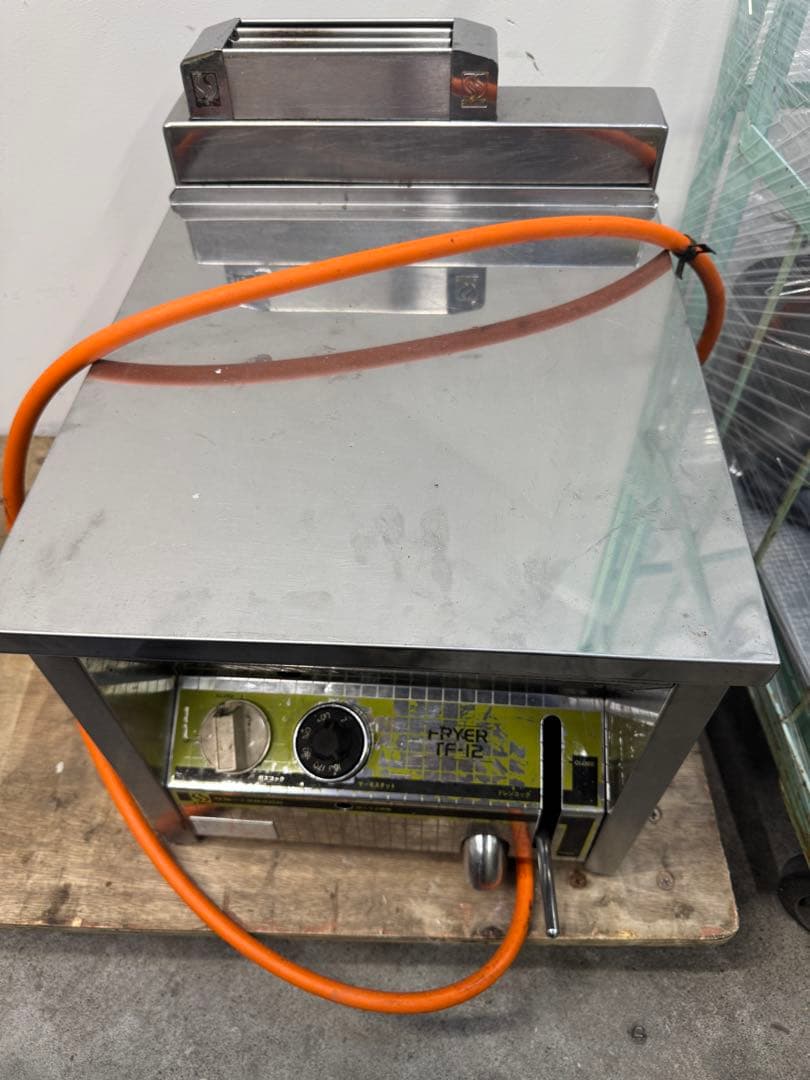 プロパンガス　フライヤー コンパクト　厨房　キッチンカーイベント