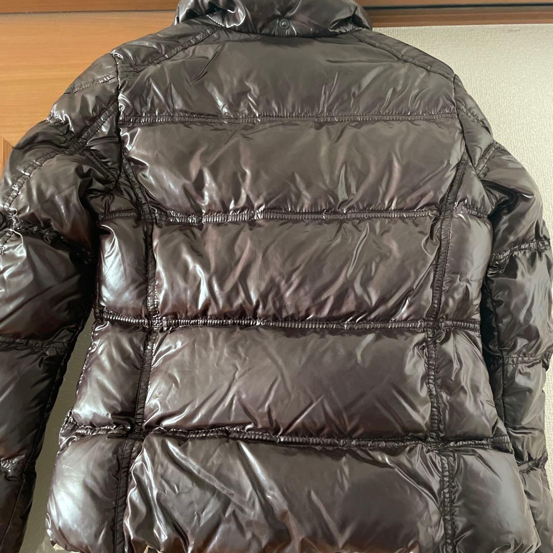 【送料込み】MONCLER ブラウン ダウンジャケット