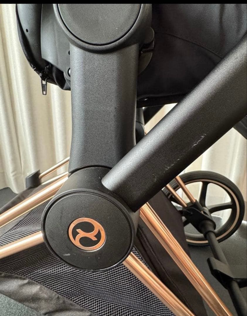 サイベックス　プリアム　ローズゴールド　ベビーカー