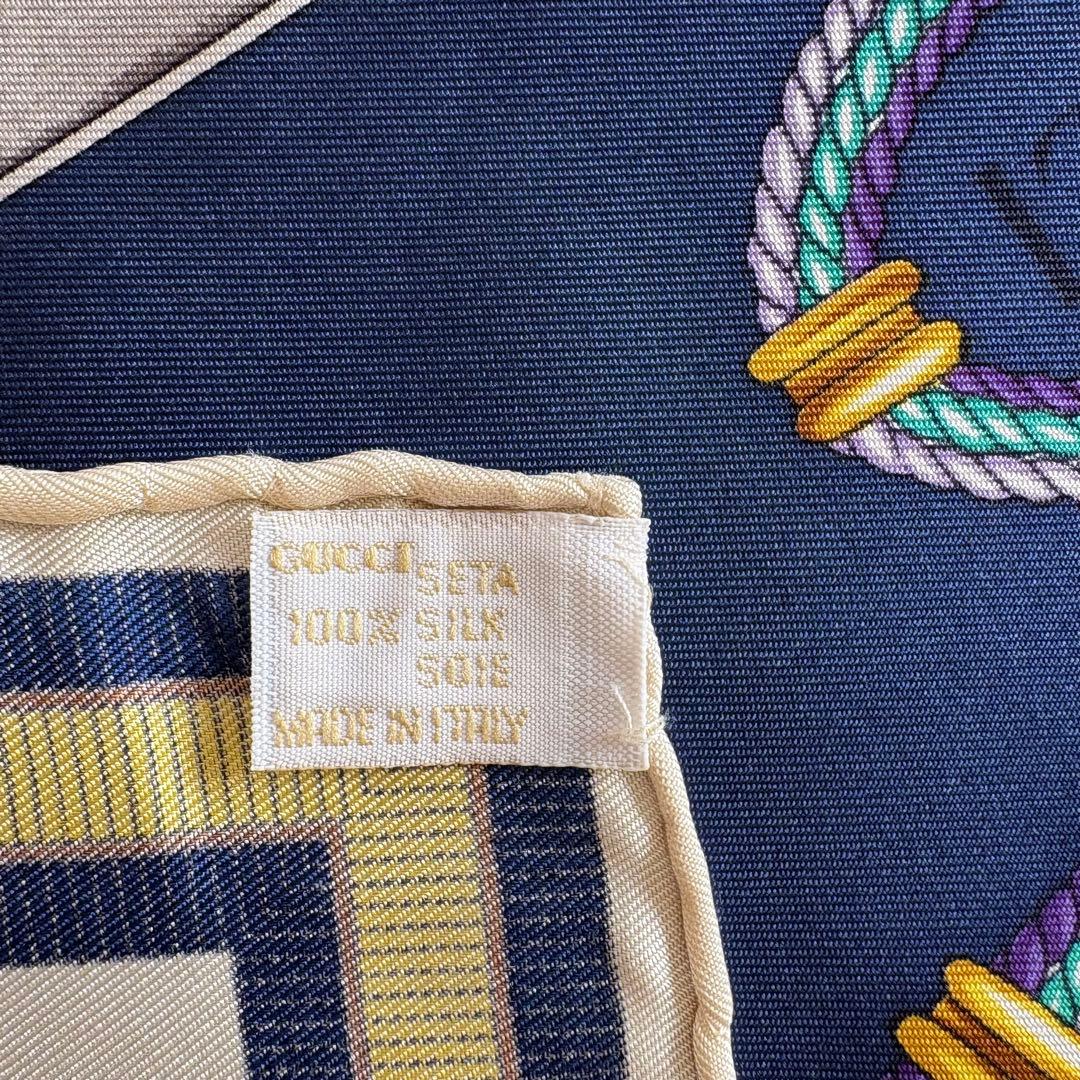 GUCCI シルクスカーフ