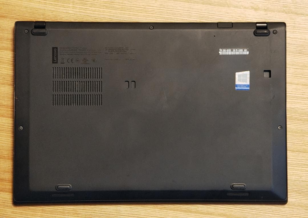 Windowsノート本体 ThinkPad X1 Carbon 6th (i7/16GB/512GB)
