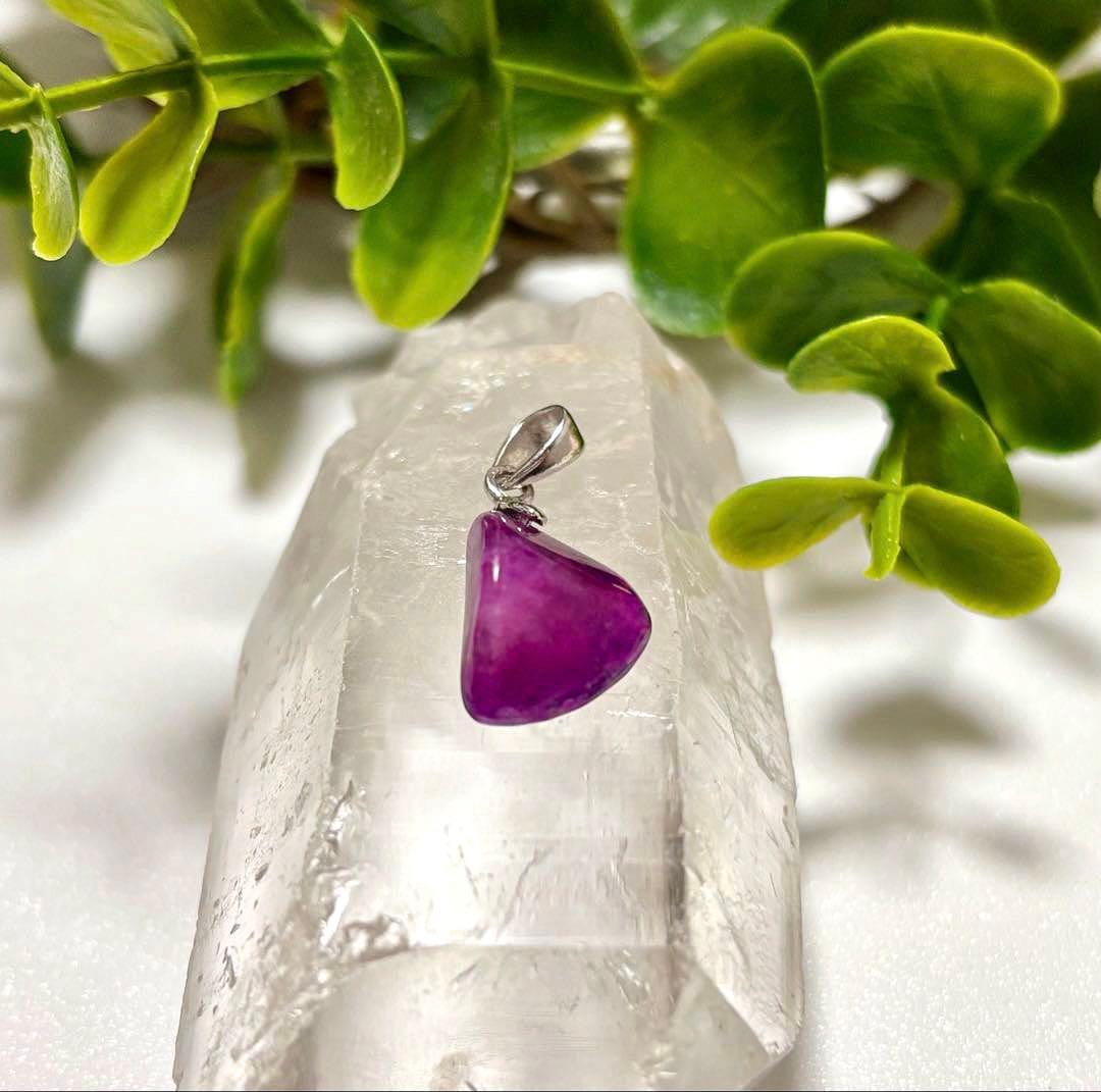 夢幻品質　20世紀最強のヒーリングストーン　幻のインペリアルピンクスギライトPT