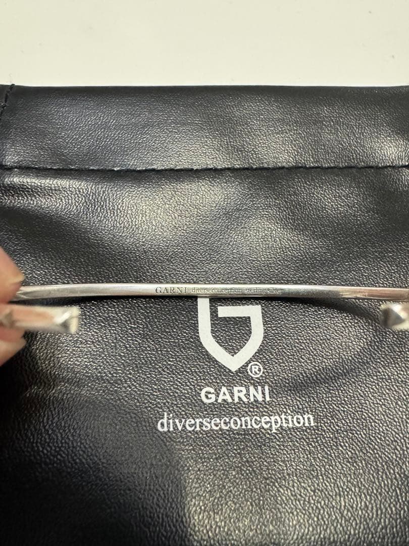 【美品】GARNI Little Studs Bangle