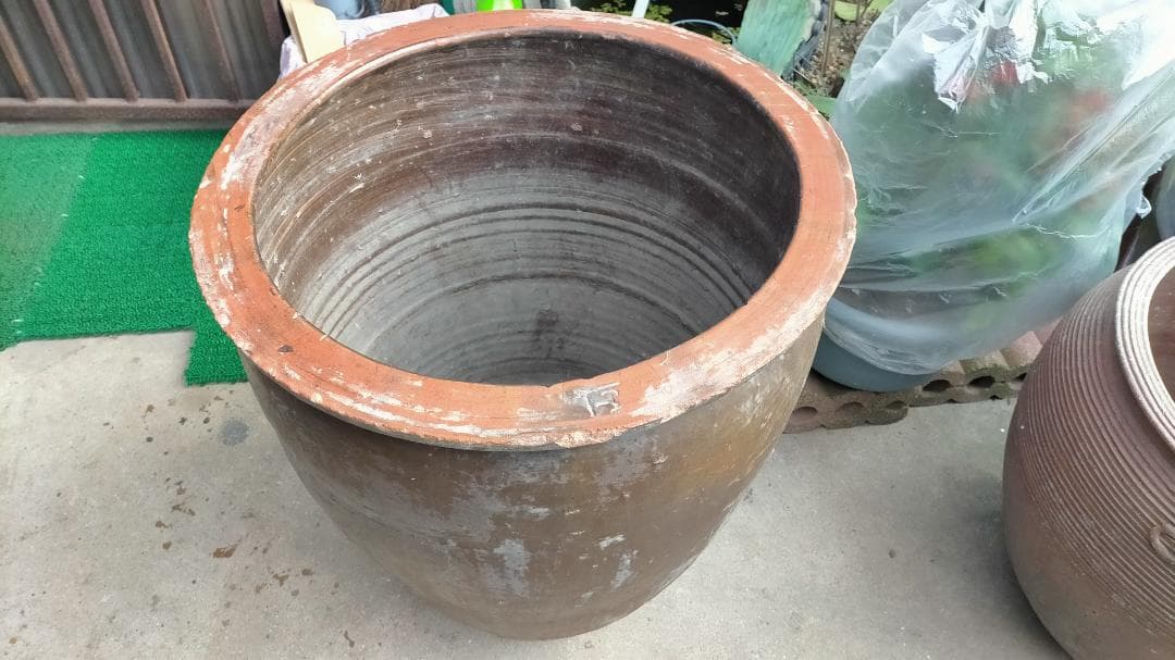 陶器製円筒形水鉢 グレー茶色 ◆【 旧家土蔵品 】 ◆《特大 壺 》◆