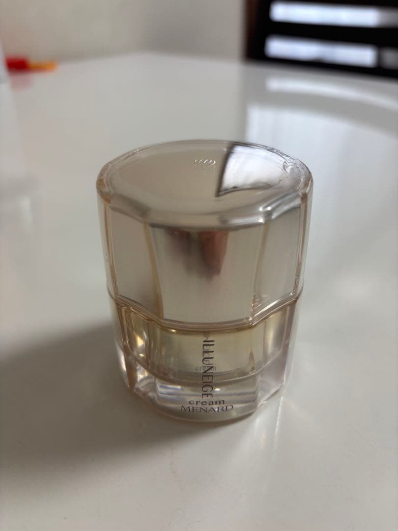 【未使用品】MENARD イルネージュクリーム C 30g