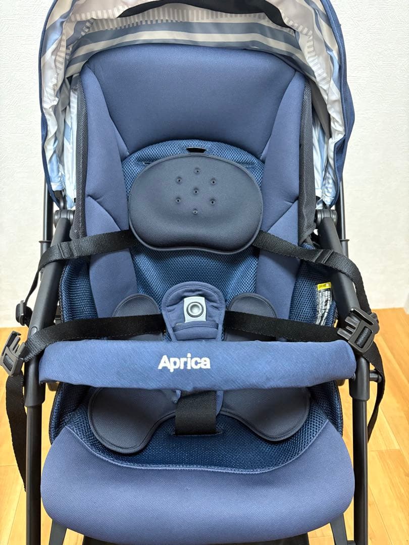 ⭐︎美品⭐︎ Apricaアップリカ ベビーカールンルンコンパクトネイビー