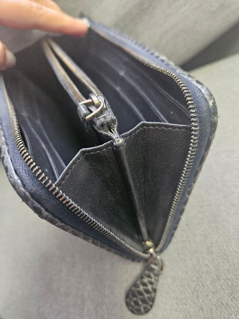 z*u様 BOTTEGA VENETA/ボッテガヴェネタエナメル　イントレチャー