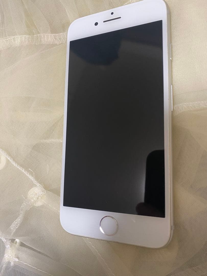 Apple iPhone8 ホワイト 本体