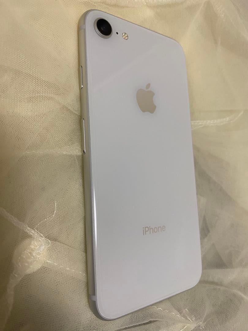 Apple iPhone8 ホワイト 本体