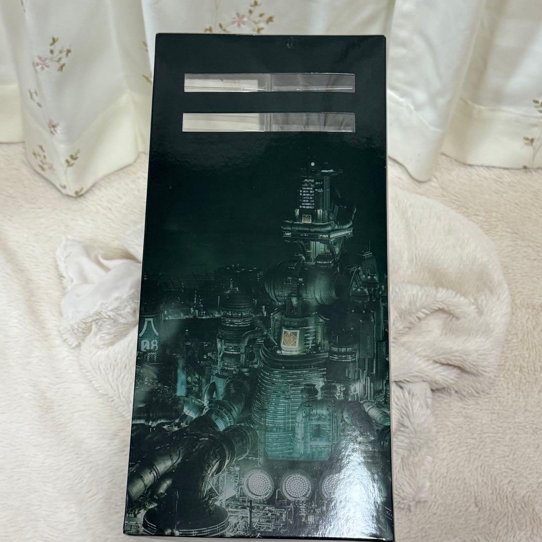 FINAL FANTASY VII REMAKE セフィロスフィギュア