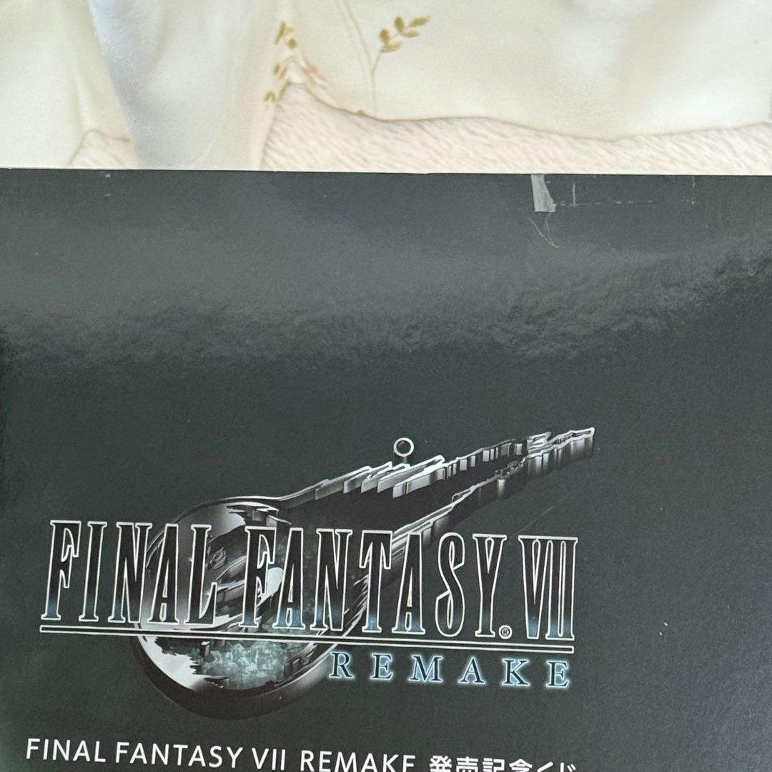 FINAL FANTASY VII REMAKE セフィロスフィギュア