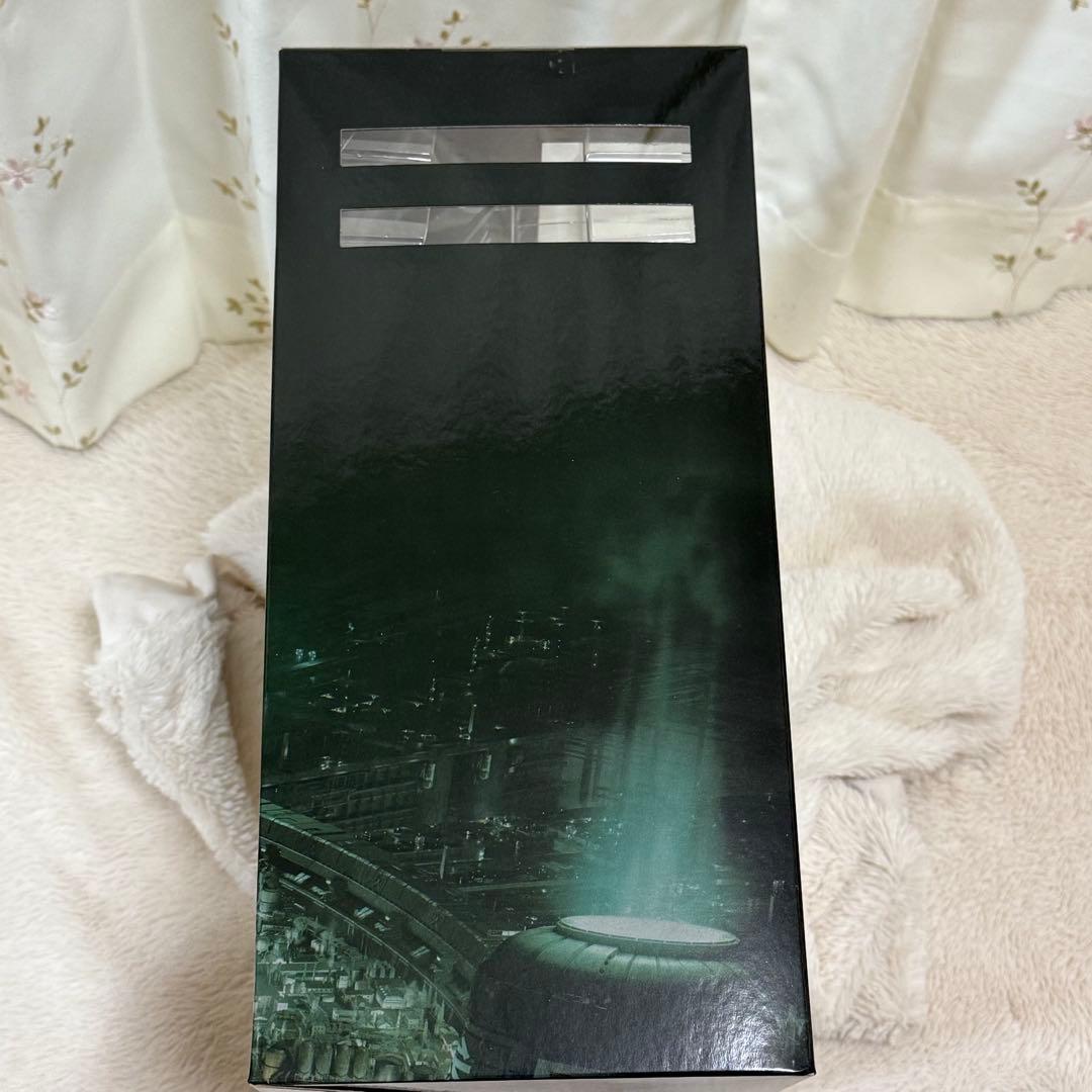 FINAL FANTASY VII REMAKE セフィロスフィギュア