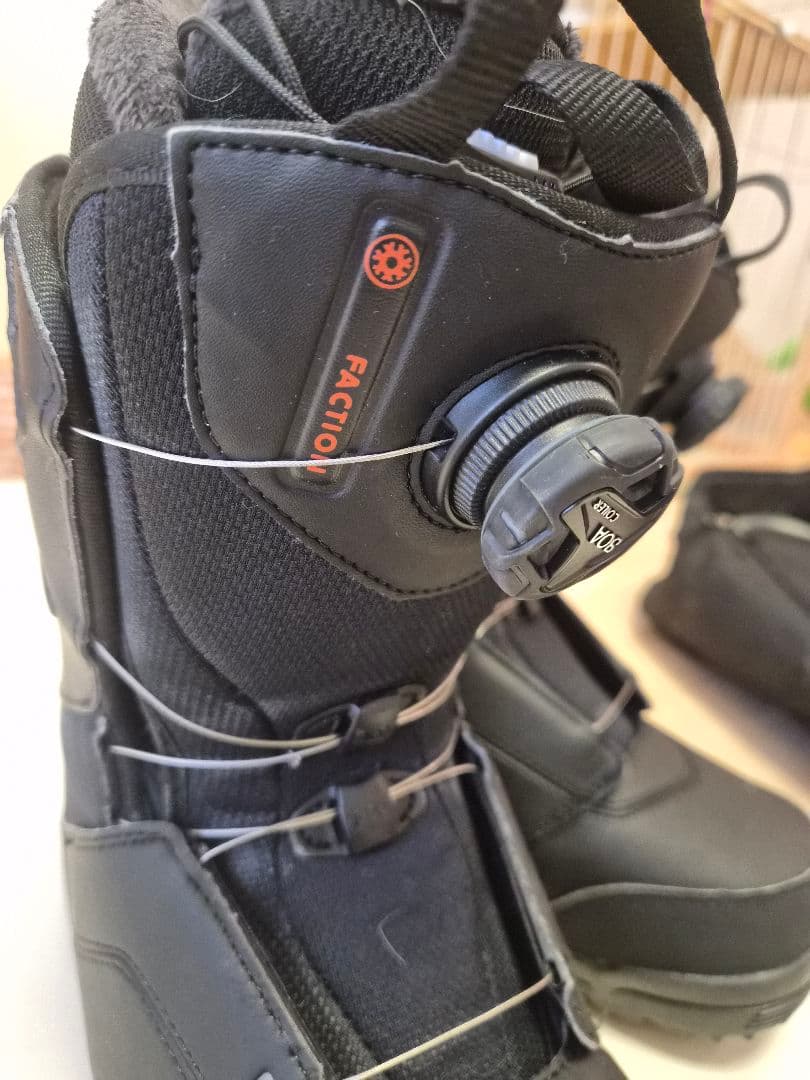 Salomon Faction スノーボードブーツ ブラック