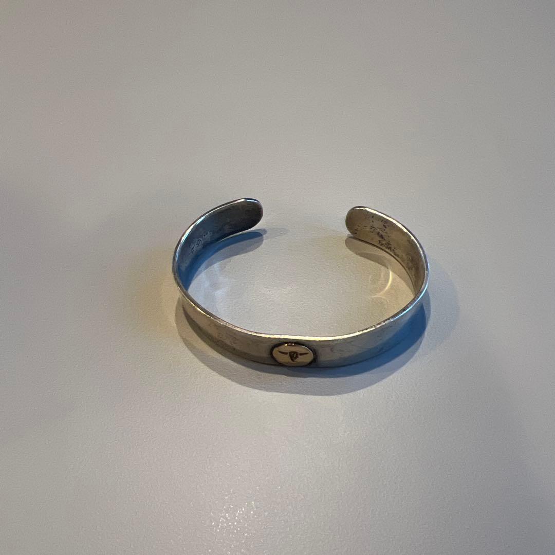 シルバーバングル