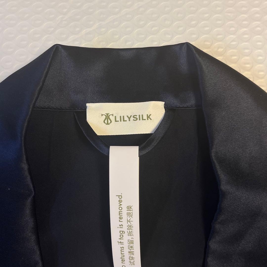 リリーシルク★パジャマ★上下★Sサイズ★新品未使用