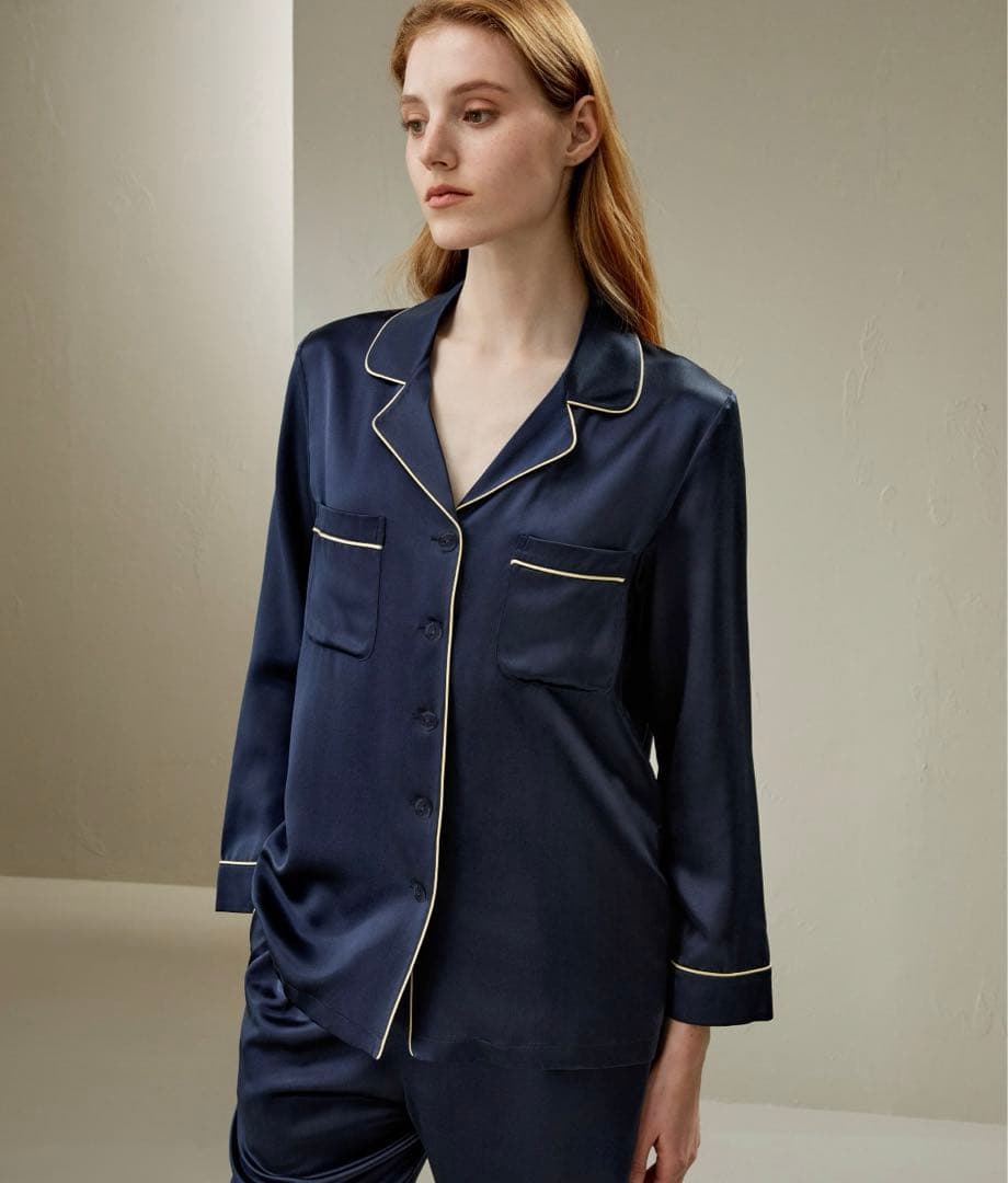 リリーシルク★パジャマ★上下★Sサイズ★新品未使用