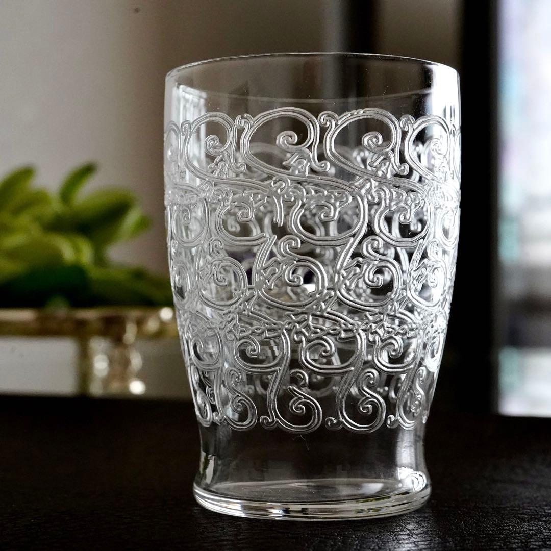静謐なる曲線美オールドバカラ ローハンモデル《グヴュ》タンブラー グラス B