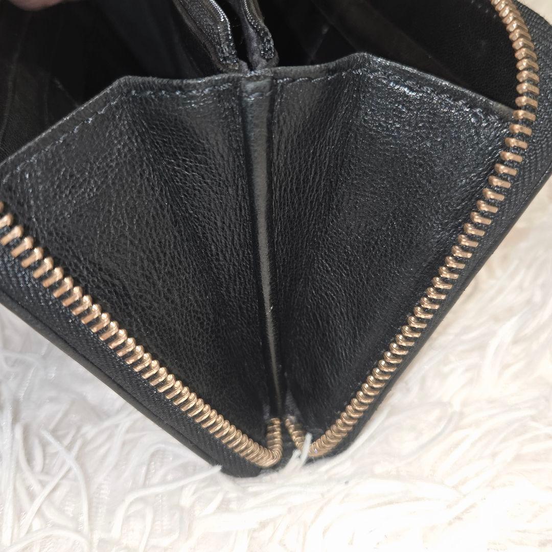GIVENCHY ジバンシー スタッズ レザー ラウンドファスナー 長財布　黒