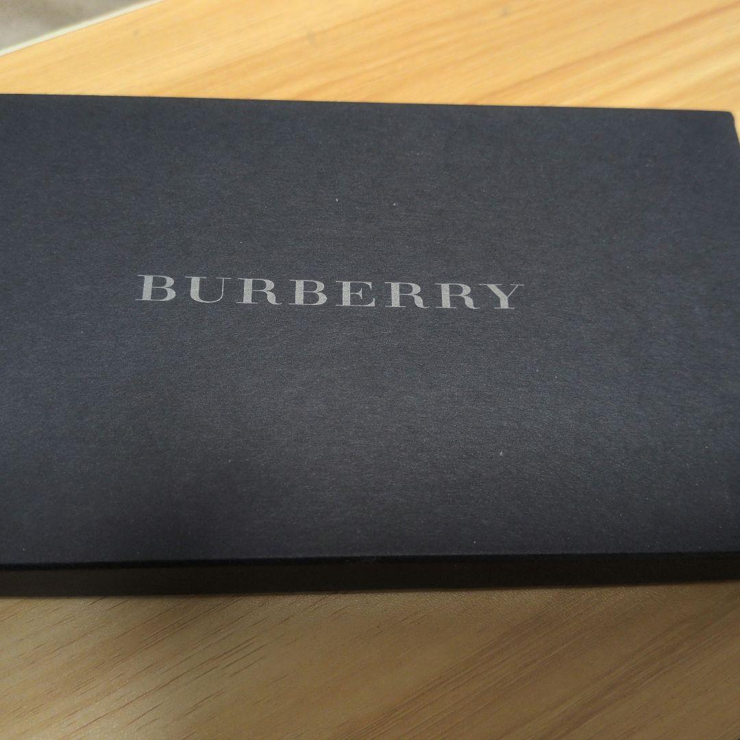 BURBERRYの長財布(BLACK)