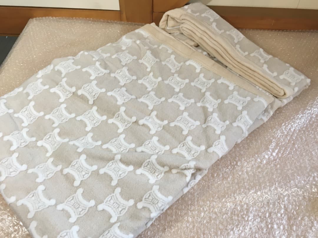 ○CELINE ベージュ 毛布 140cm×200cm