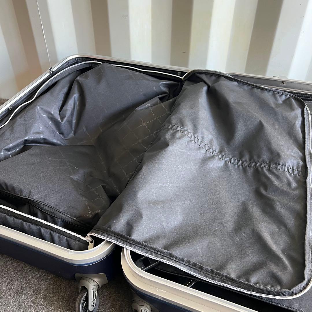 A75美品✨　SUNCO 軽量マグネシウムフレーム スーツケース MGC1-63