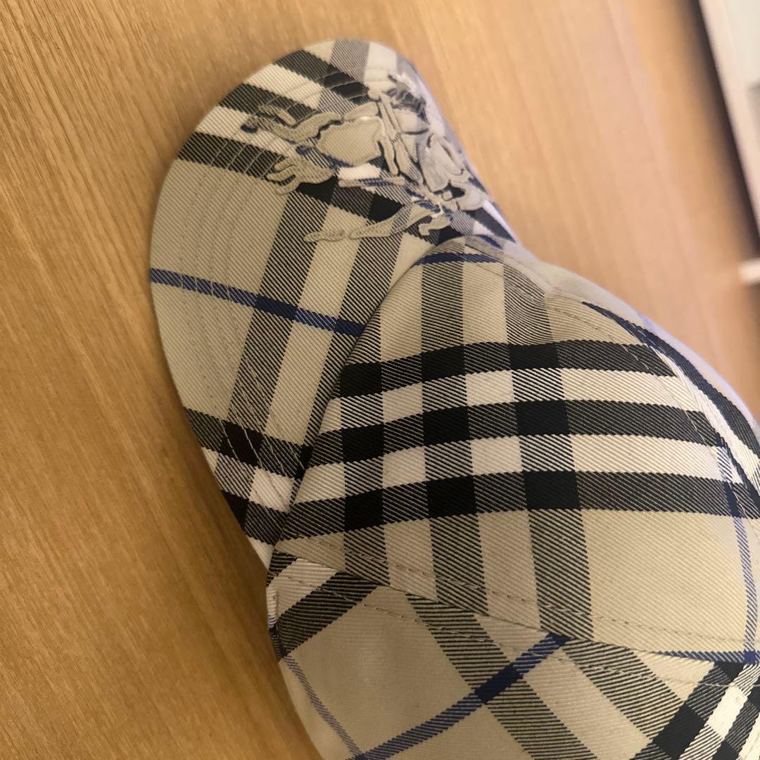 Burberry キャップ　※箱付き郵送