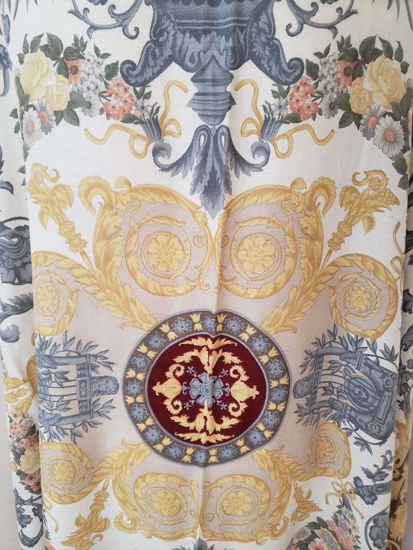 極美品！ETRO 超大判ストール　ヴィンテージバロック調柄　silk＆wool