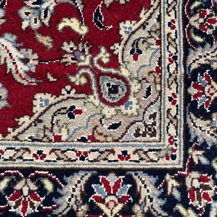 【新品未使用】ペルシャ 絨毯 玄関サイズ