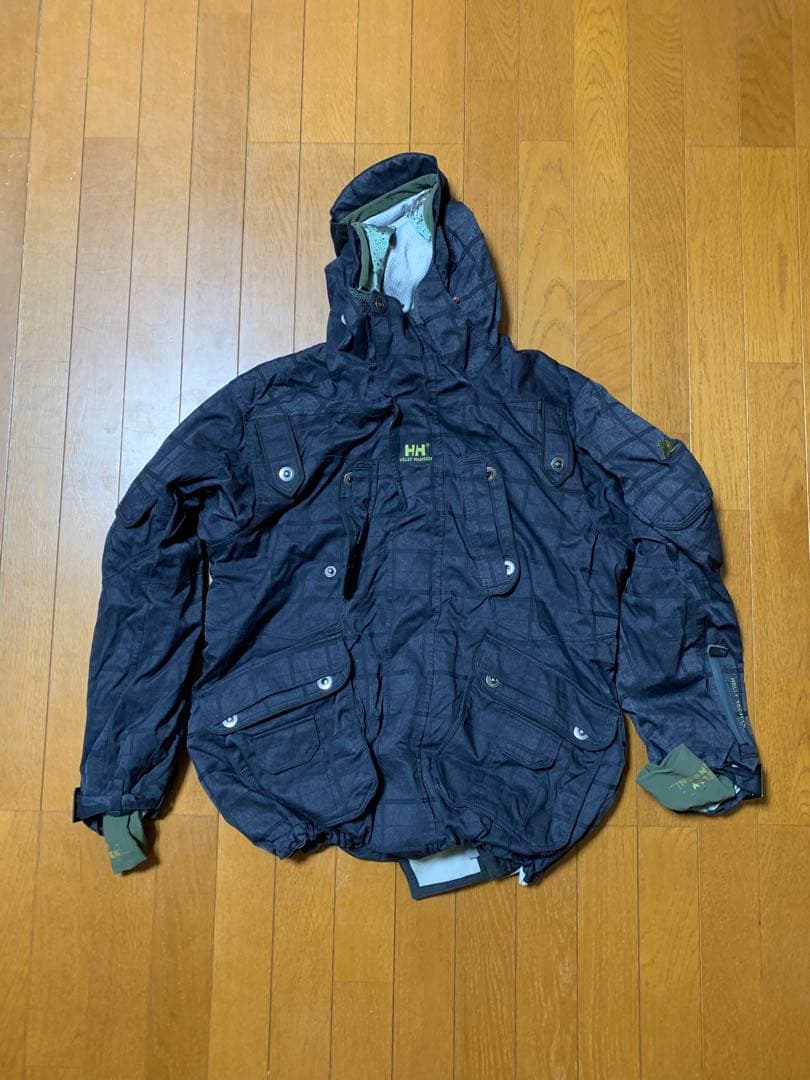 HELLY HANSEN スノーボードウェア 【上下セット】男性用