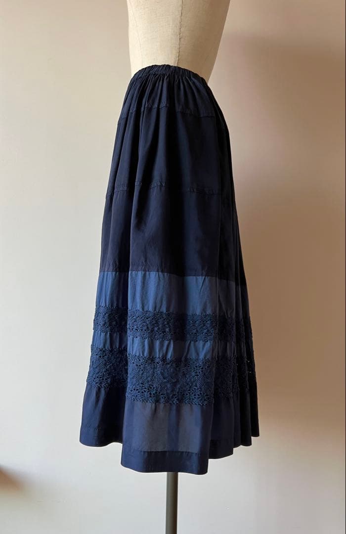 美品tricot COMME des GARCONS ネイビーギャザースカートF