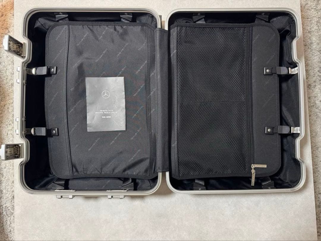 メルセデスベンツ 32L 機内持ち込み 4輪 TSAロック アルミスーツケース